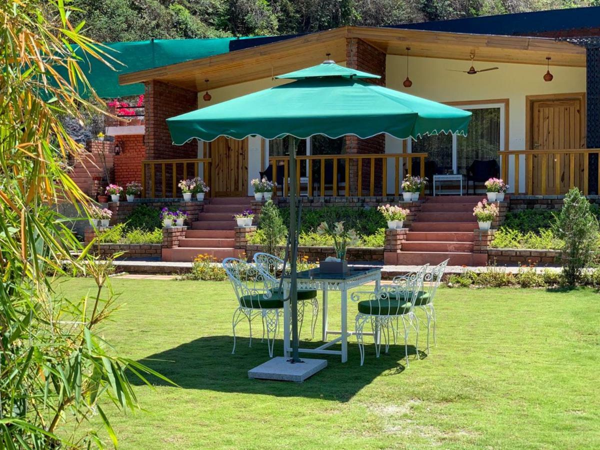 The River S Edge Farm Hotel Dehradun Exterior photo